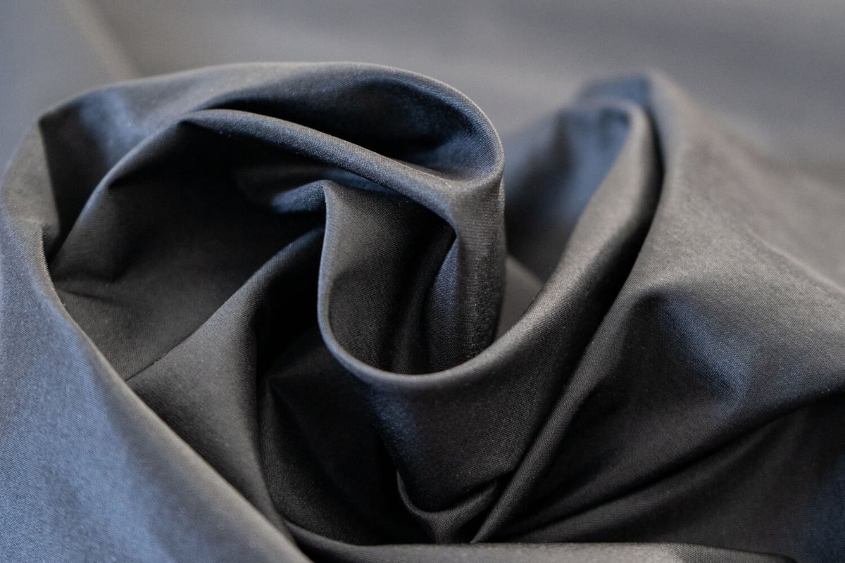 新品入荷 139 Store Textile Silk 行方織物 | 14m/mシルクタフタ 布・生地