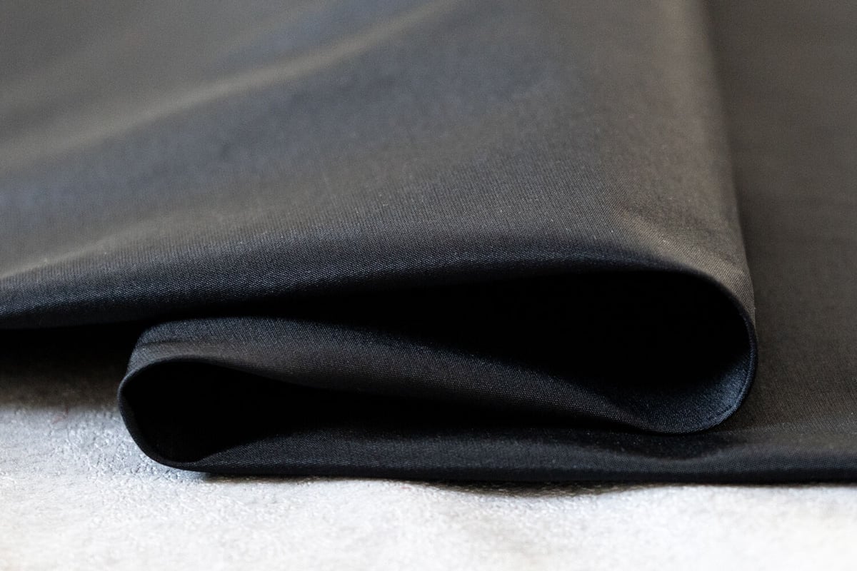 正規品♡ロブション♡レーヨンシルク上下セット♡ブラック シルク100%ブラレット, ブラック