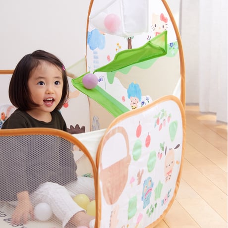 Sanrio Baby  ころころボールプール