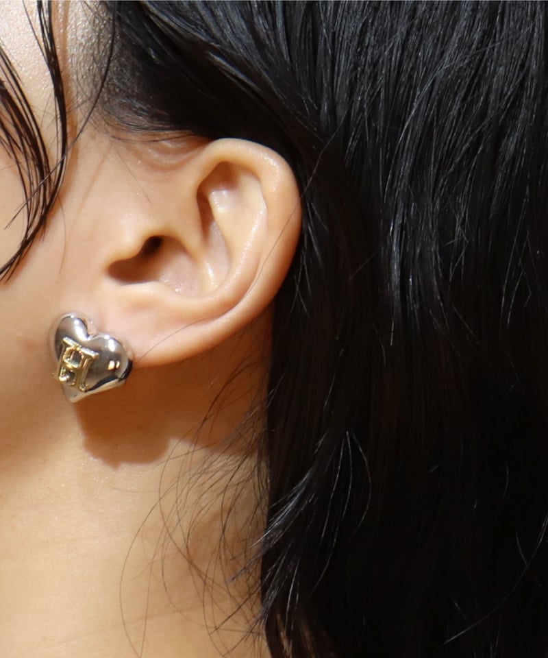 Hマークハートピアス【J16】 | Monica