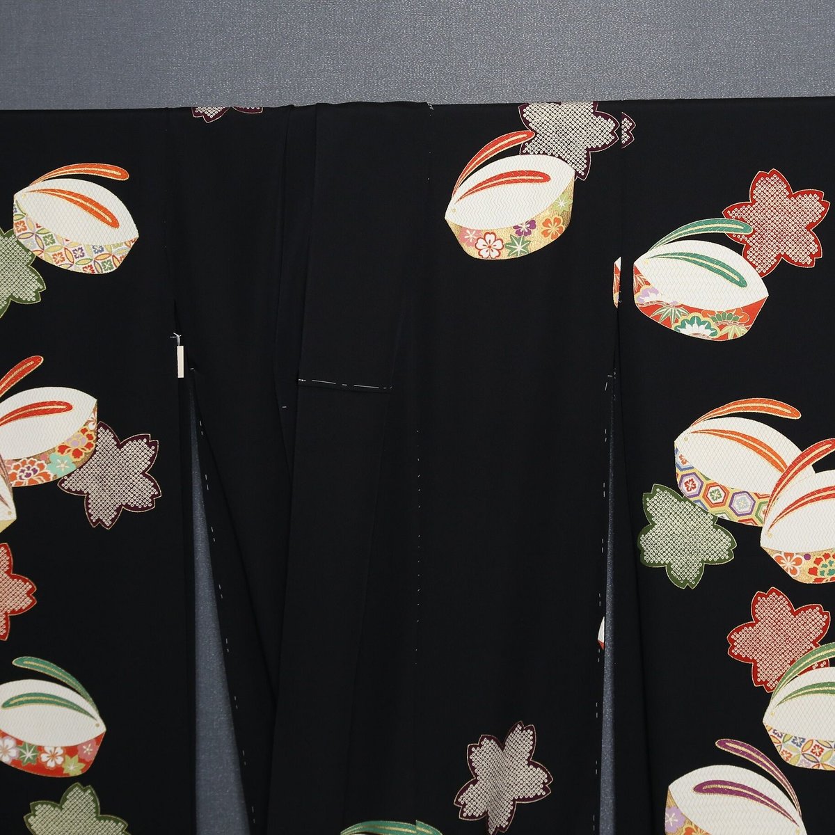 黒のウサギの飛び柄　京友禅　新品 fit=scale-down,w=1200