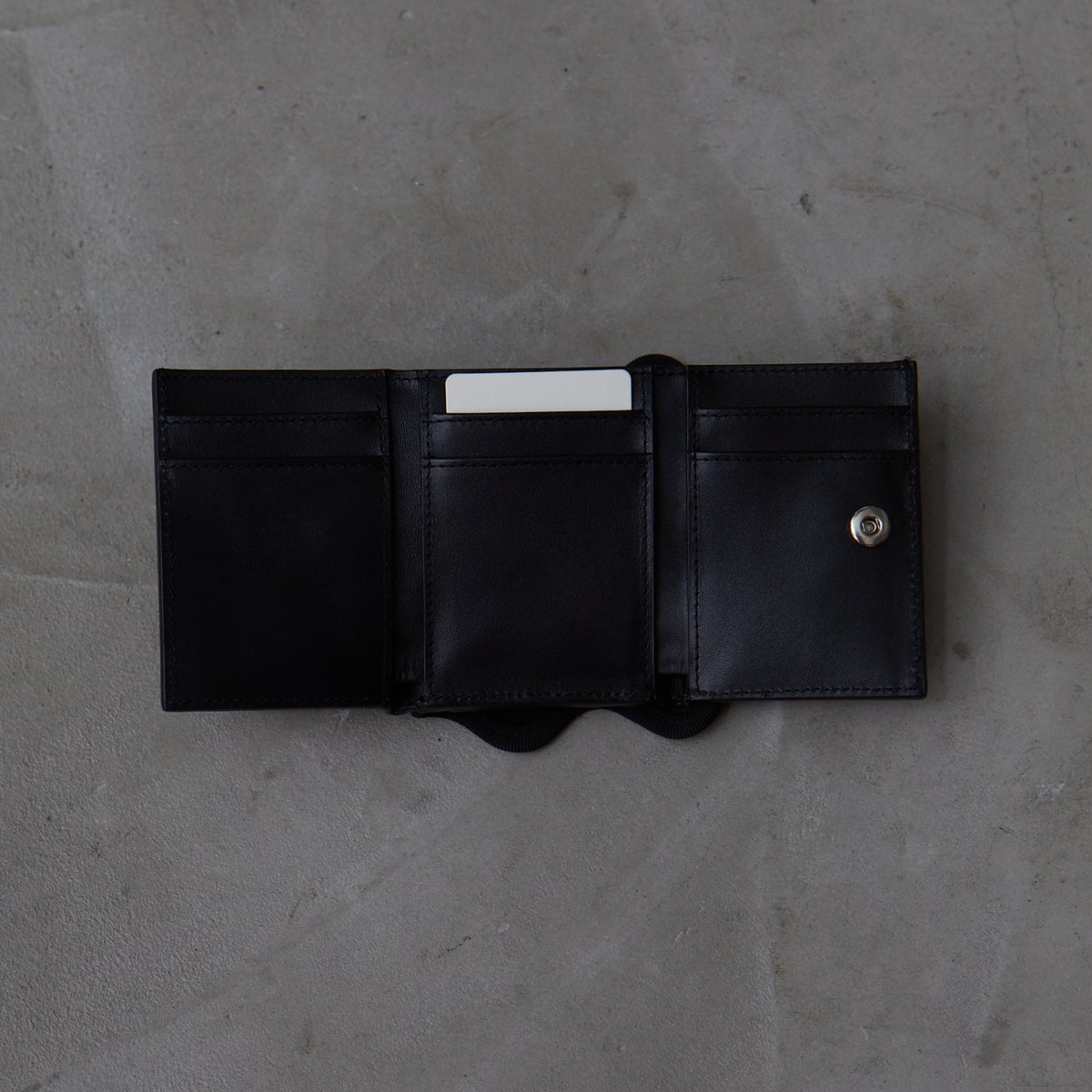 wave trifold wallet / black | norienomoto