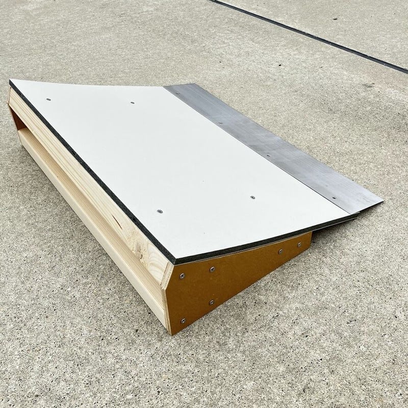 すぐにお届け 送料込 スケボー BMX ジャンプ台 完成品 高さ150mm すぐにお届け 送料込 スケボー BMX ジャンプ台 完成品 高さ150mm