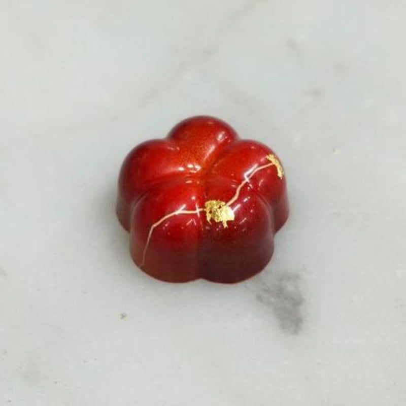 Hana” collaboration by keiichi kawano | sakata