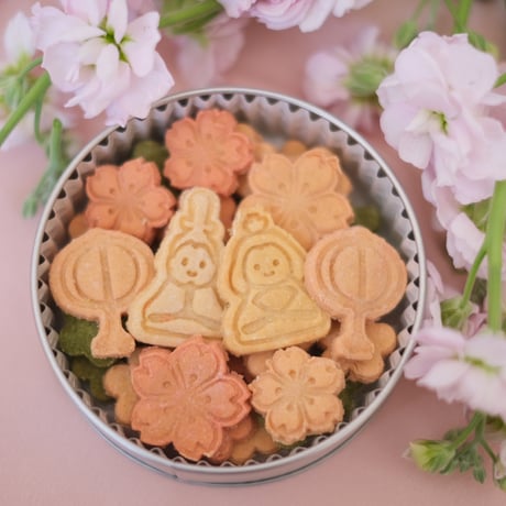 ひな祭りケーキとクッキー缶のセット