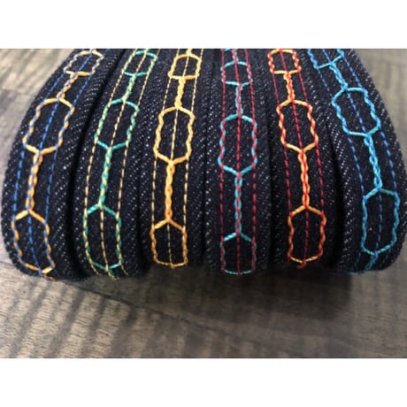 刺繍デニムループ
