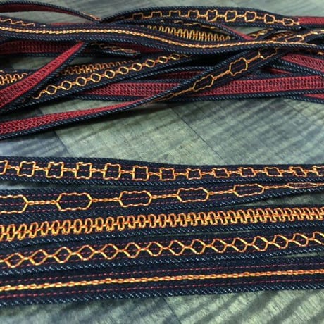 刺繍デニムループ