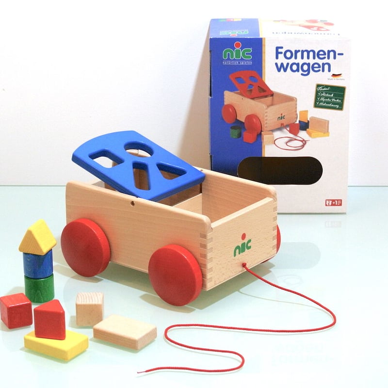 nic 車付ポストボックス　formen wagen 木製　つみき　くるま 車付きポストボックス 木製 おもちゃ｜ニック / nic おもちゃ