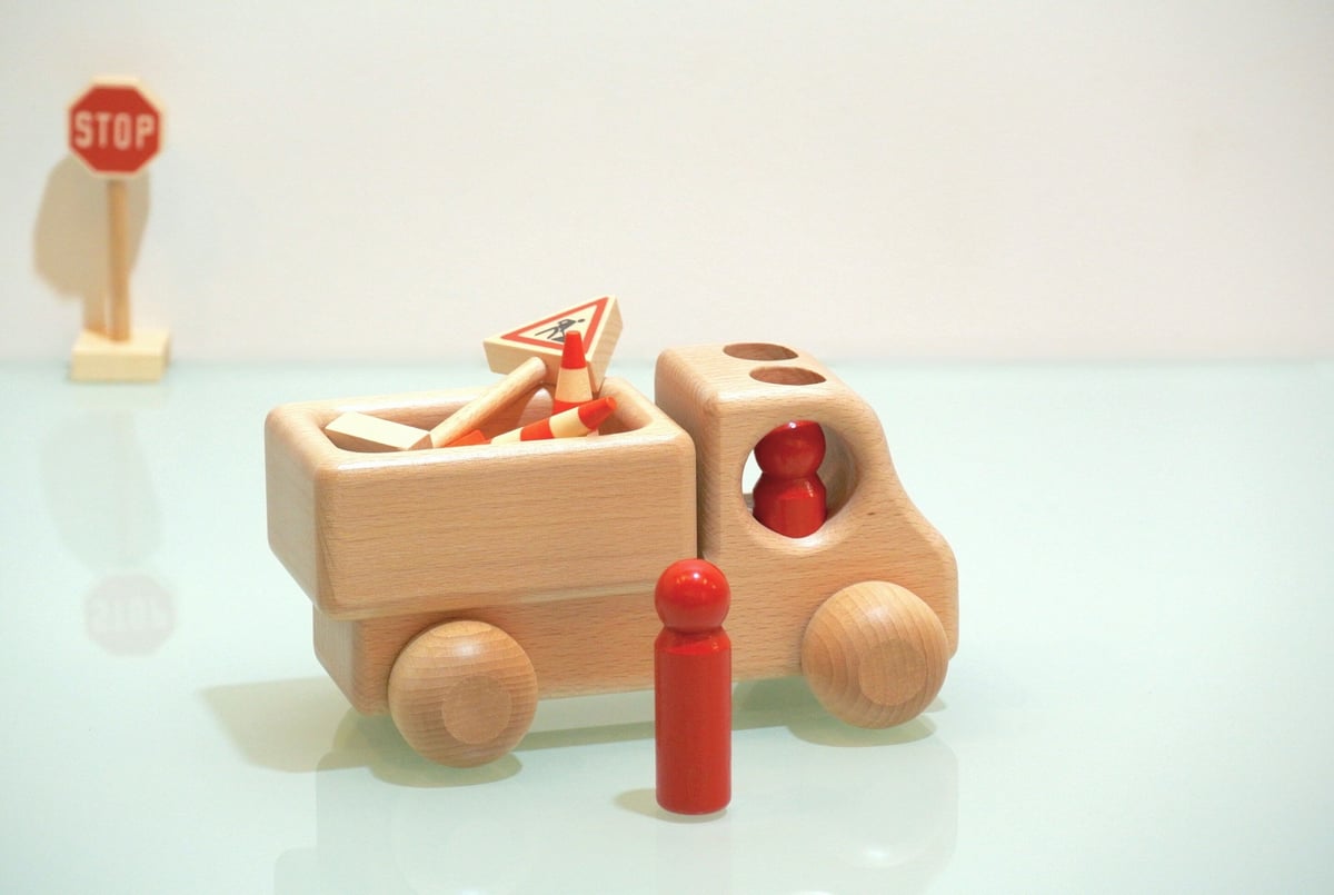 オストハイマー社　ケラー社　2人乗りミニバン Keller/ケラー社 2人のりミニバン | Toy-Toy ONLINESHOP