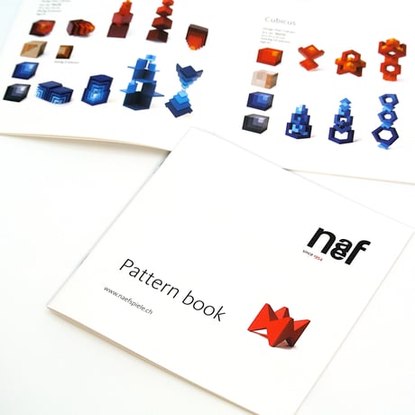 Naef/ネフ社　セラ 青