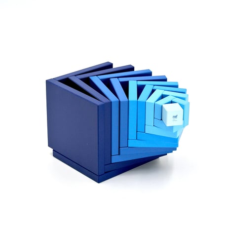 Naef/ネフ社　セラ 青