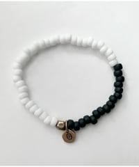 Glass Beads Bracelet by OK123! black\white