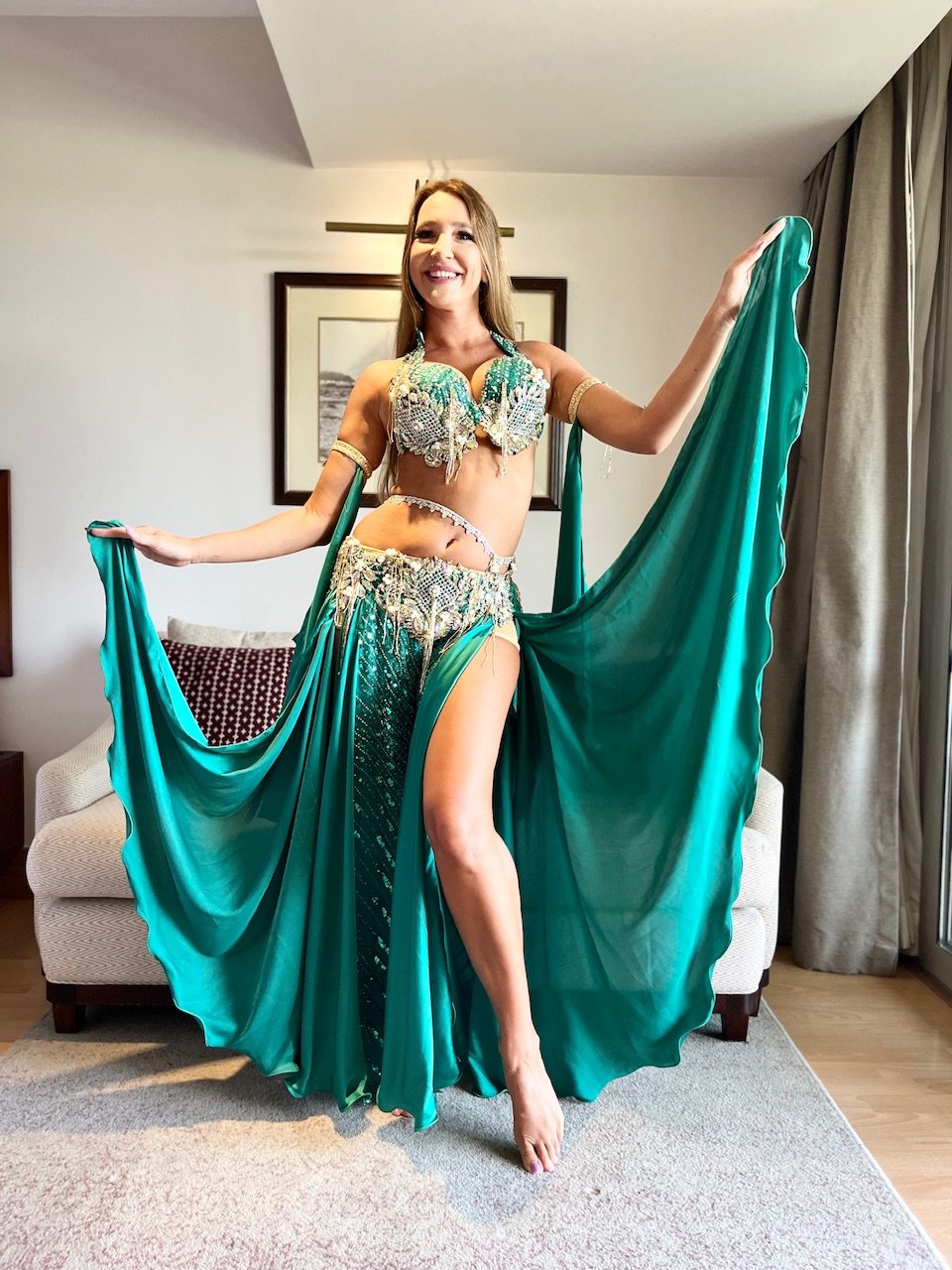 【★ジャイコーン★ さま専用 】Le NouR リヌール ベリーダンス衣装 ☆ジャイコーン☆ さま専用 】Le NouR リヌール ベリーダンス衣装