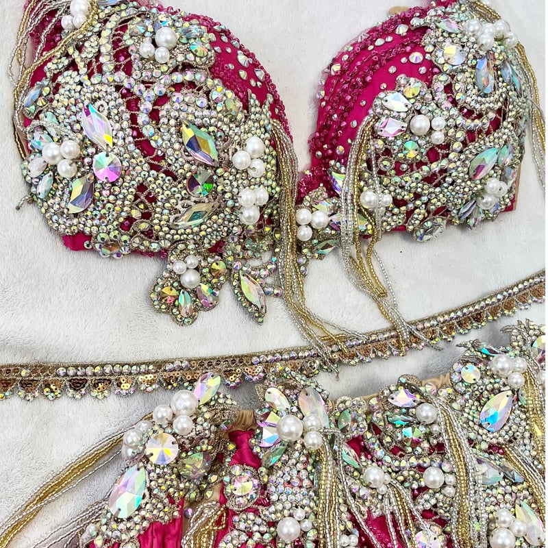 ベリーダンス衣装【Queen Pink】 | Le NouR（リヌール）Bellydance