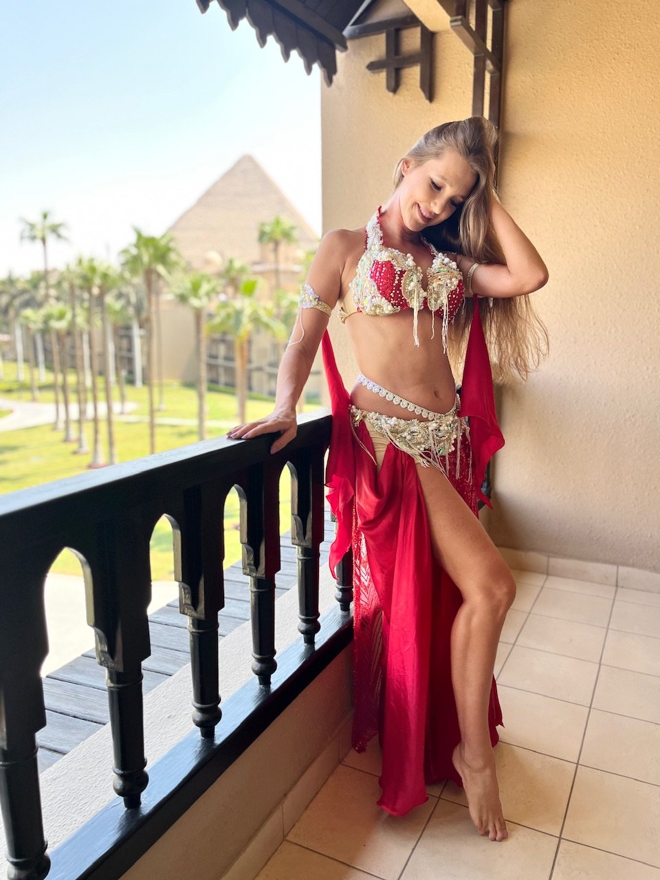 ベリーダンス衣装【Lady Red】 | Le NouR（リヌール）Bellydance Co