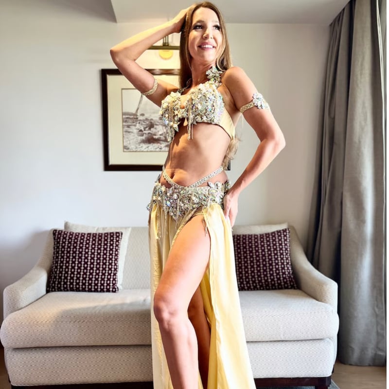 ベリーダンスブラベルト衣装【Nudy Gold Flower】 | Le NouR