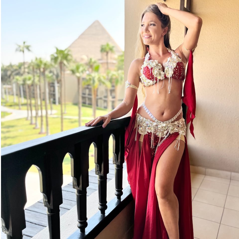 ベリーダンス衣装【Lady Red】 | Le NouR（リヌール）Bellydance Co