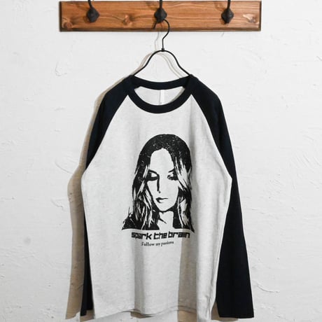 16/天竺ラグラン 切り替えプリント Tシャツ(WOMAN)