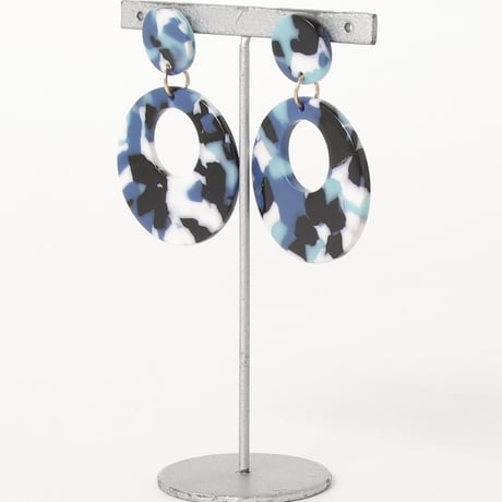ベッコウリングピアス