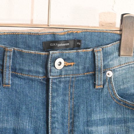 ストレッチスキニーデニムパンツ