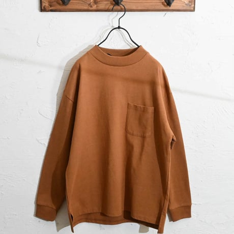 モックネックポケットロングTシャツ