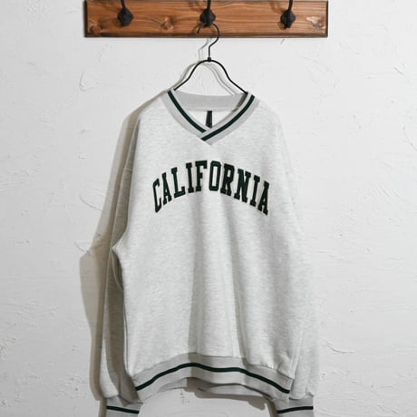 裏起毛リブラインVネックロゴスウェット(CALIFORNIA)