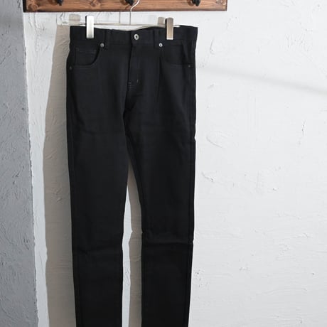 ストレッチスキニーパンツ
