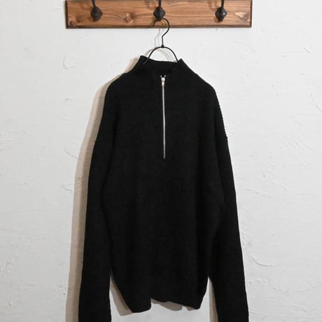 アクリルバルキー畦編みハーフZIPニット