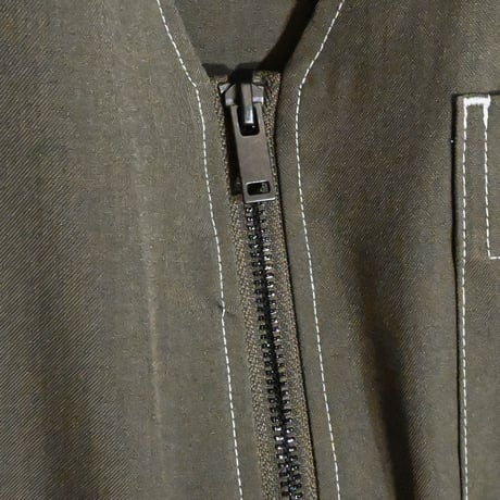 ポリエステル 配色ステッチZIPベスト