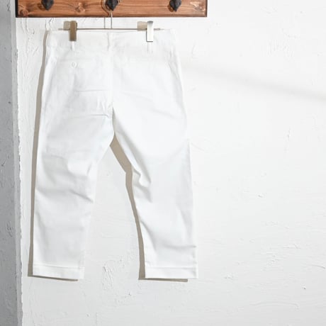 ストレッチクロップドパンツ