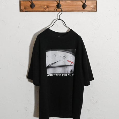 ダンボールニット クルーネック転写プリントTシャツ(TIME)
