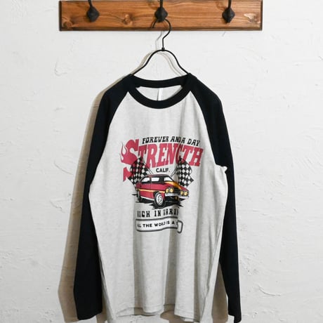 16/天竺ラグラン 切り替えプリント Tシャツ(STRENGTH)