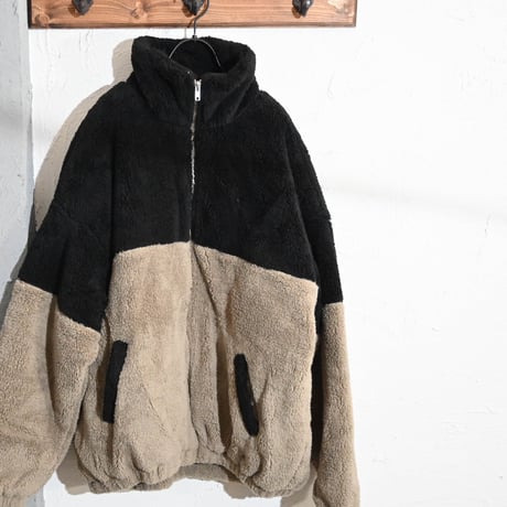 ビッグシルエット もこもこボアブルゾン