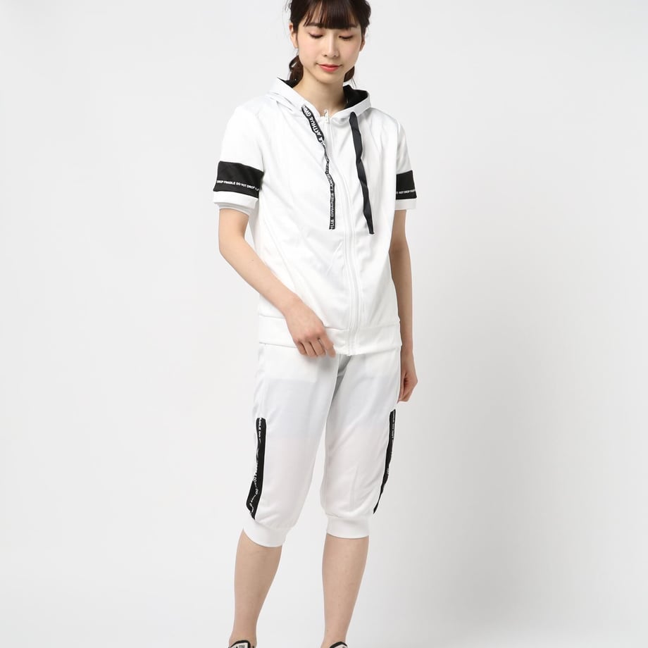 6427ce642514e8006bb87a48
