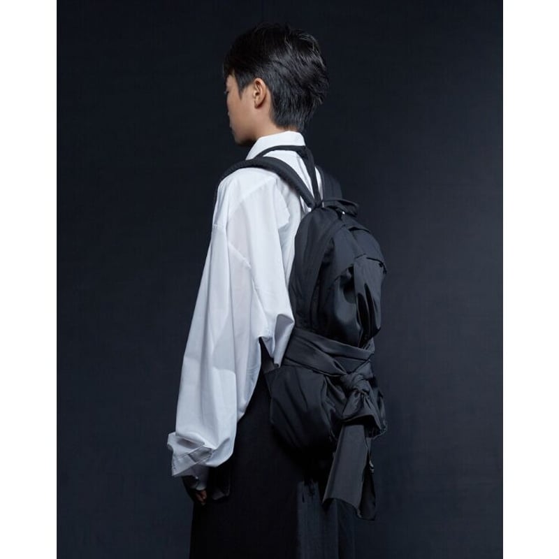 IUGAMAKARAS】KNOTTED BACKPACK BLACK | AURUM