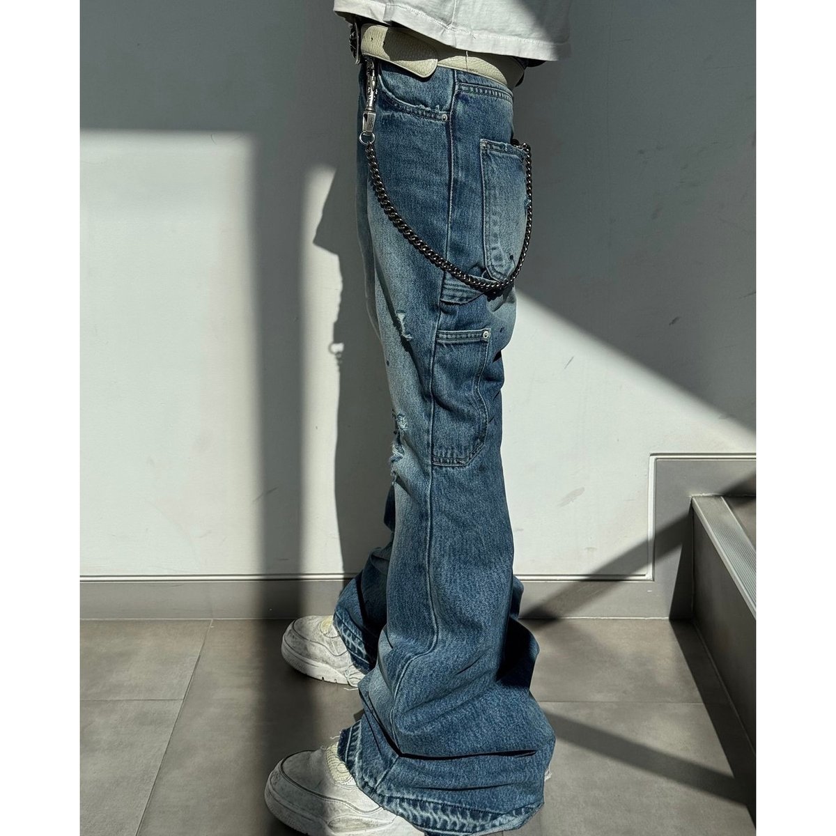 EMOSTANCECLUB】PAINTED FLARE FIT CARPENTER JEAN