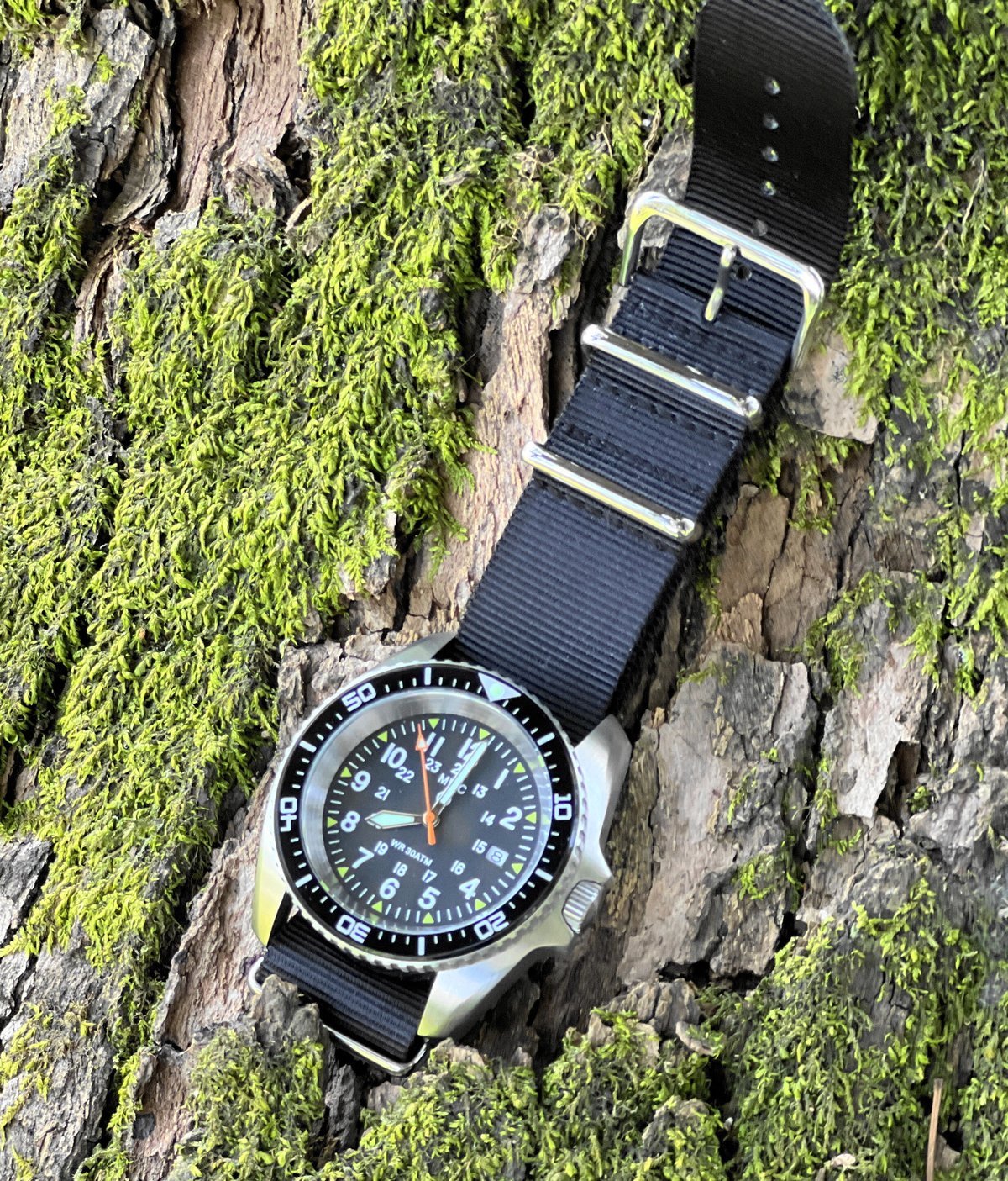 MWC (ミリタリー/ウオッチ/カンパニー） XLDSSQZ/1224クォーツ ダイバ