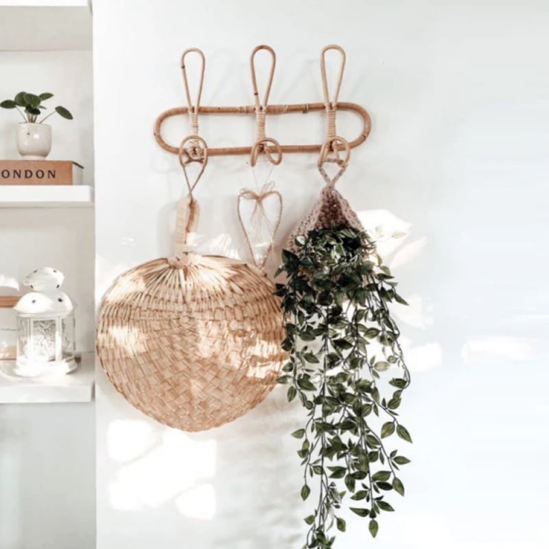 ハンドメイドラタンフック Amazon.co.jp: ラタン 壁取り付け式ハンガーラック、藤 ウォール