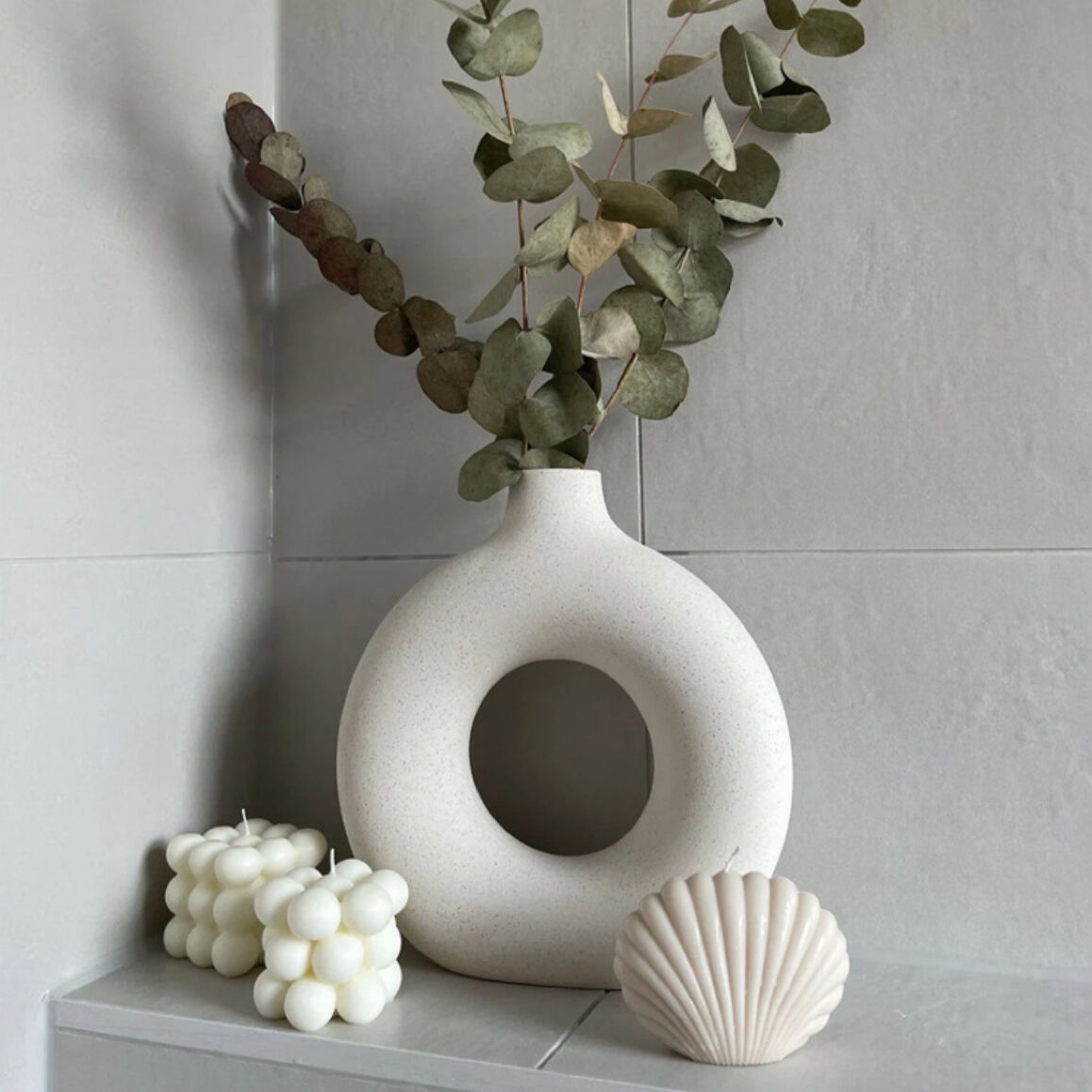 【ACTUS】アクタス フラワーベース 花瓶 マットグレー ドーナツ型 陶器 フラワーベース セラミック製 花瓶 韓国インテリア ドーナツ型