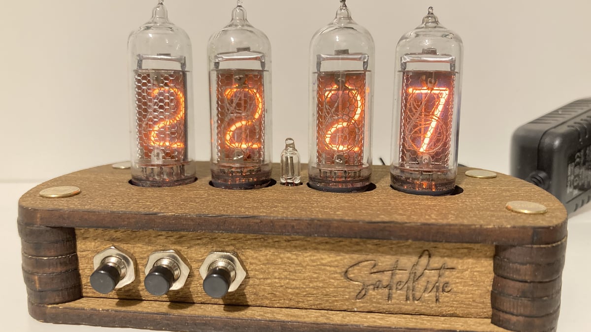 ニキシー管 nixie tube IN-14 6本 Amazon.co.jp: ビンテージ ニキシー管時計、IN-14 グロー時計、6