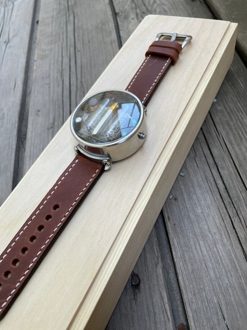 ニキシー管風時計　nextube Nixie Tube Watch IN16 Steampunk ニキシー管 腕時計 | Nix