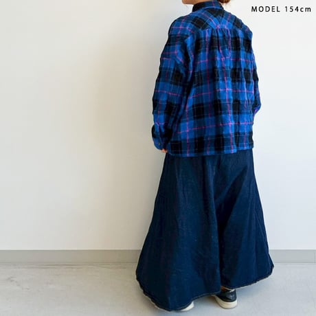 チェックシャツ