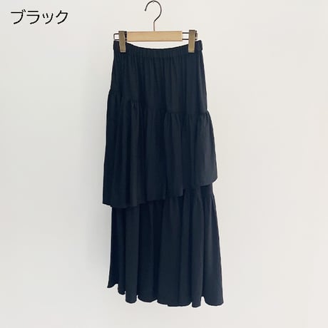 イレギュラーヘムティアードスカート
