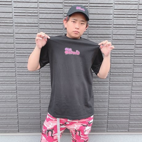グラフィックロゴTシャツ（ブラック）