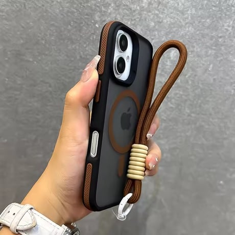 K22937 MagSafe対応 ストラップ付きクリアケース