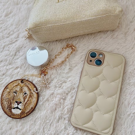 S73749 Soft Heart Quilted iPhone Case