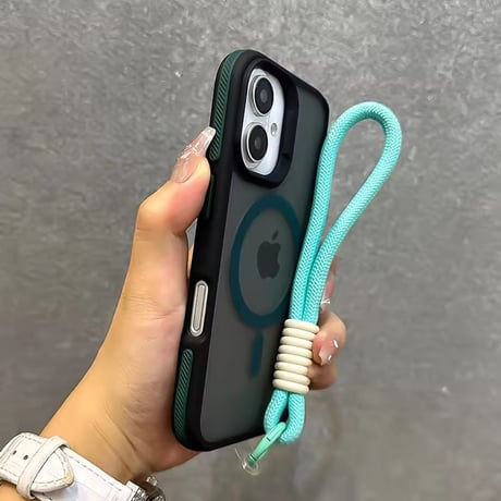 K22937 MagSafe対応 ストラップ付きクリアケース