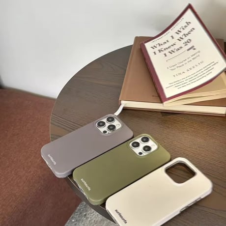 K22742 くすみカラーのマットスタンドiPhoneケース