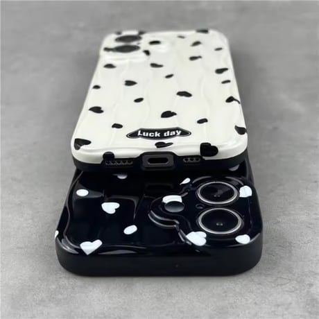 S74595 くねくねハートのモノトーンケース