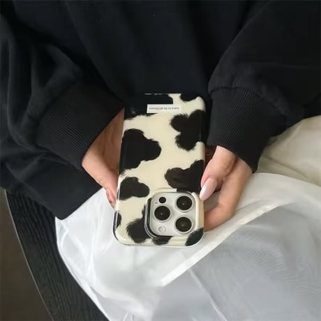 S75056 カラフルカウ柄iPhoneケース